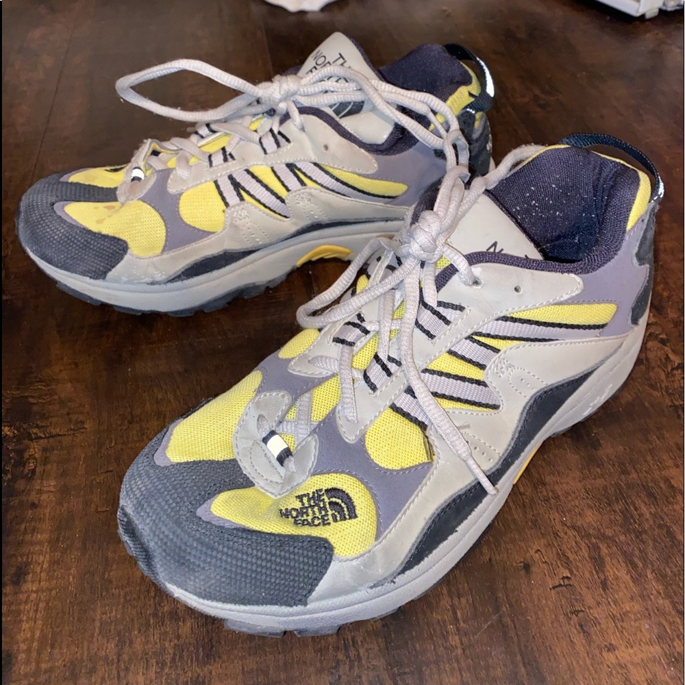 NORTH FACE HIKING SHOES